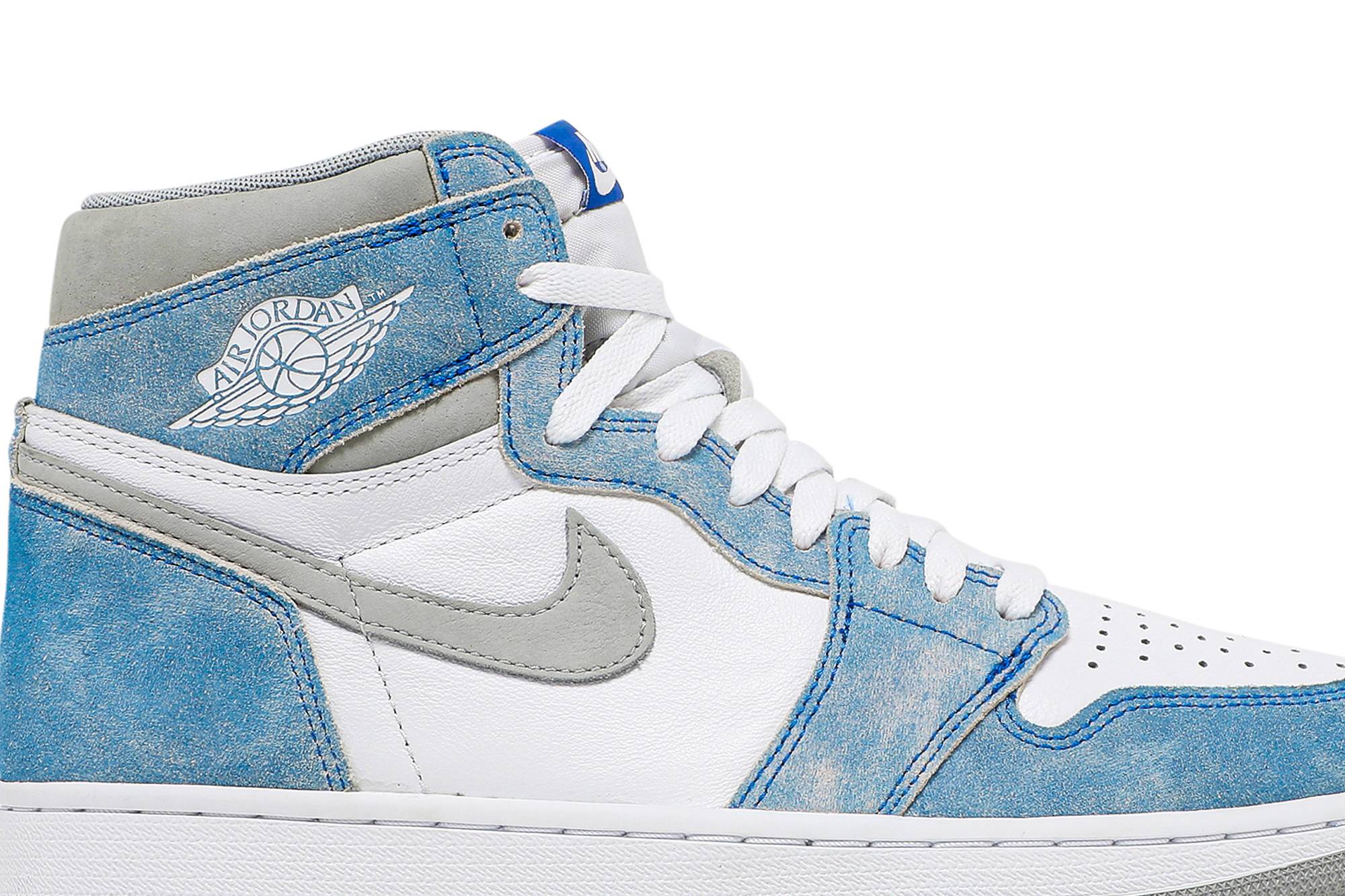 Air Jordan 1 Retro High OG ‘Hyper Royal’ 555088-402 - Image 3