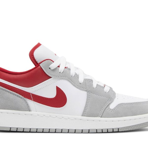 Air Jordan 1 Low SE ‘Light Smoke Grey Gym Red’ DM0589-016
