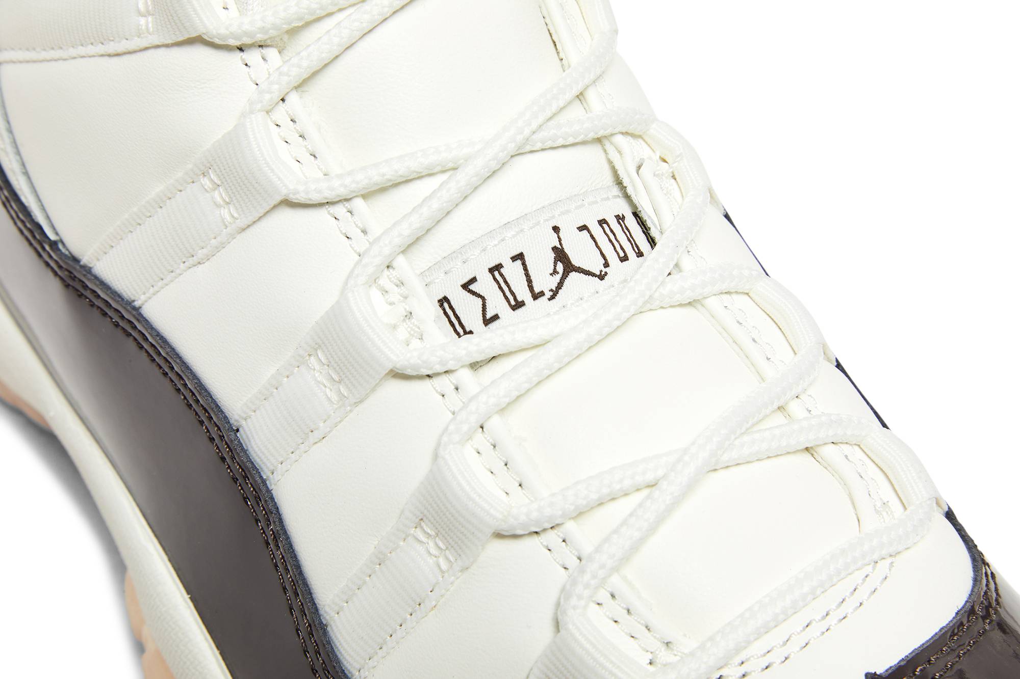Air Jordan 11 ‘Neapolitan’ AR0715-101 - Image 10