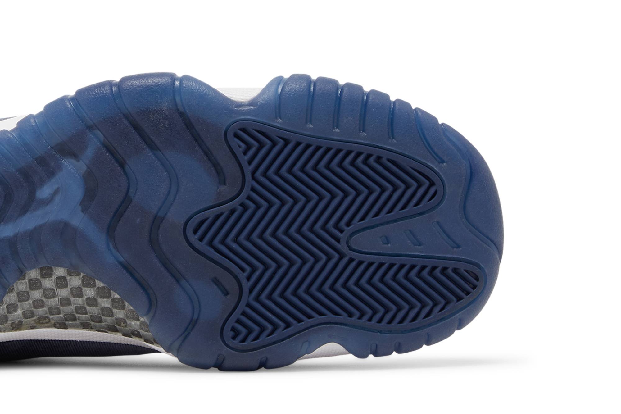 Air Jordan 11 Velvet ‘Midnight Navy’ AR0715-441 - Image 6