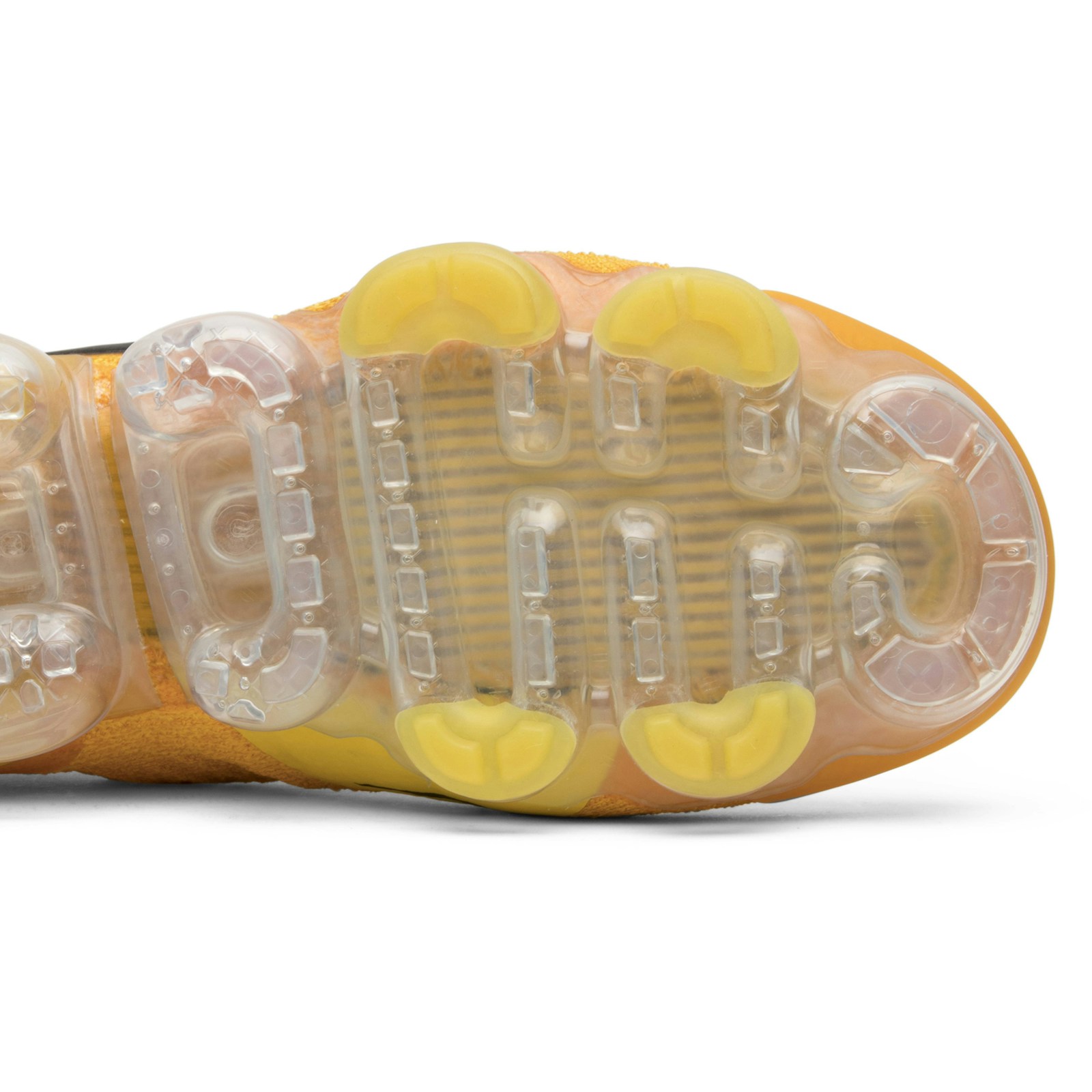 Nike Air VaporMax Moc 2 University Gold AJ6599-700 - Image 5