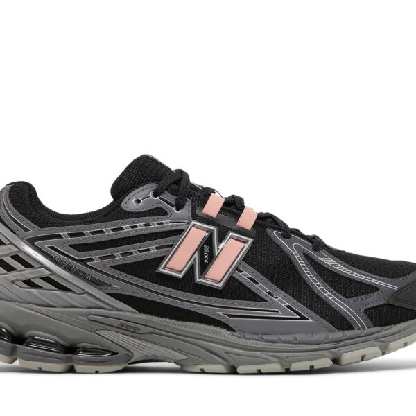 New Balance 1906R ‘Black Pink Moon’ M1906RHC
