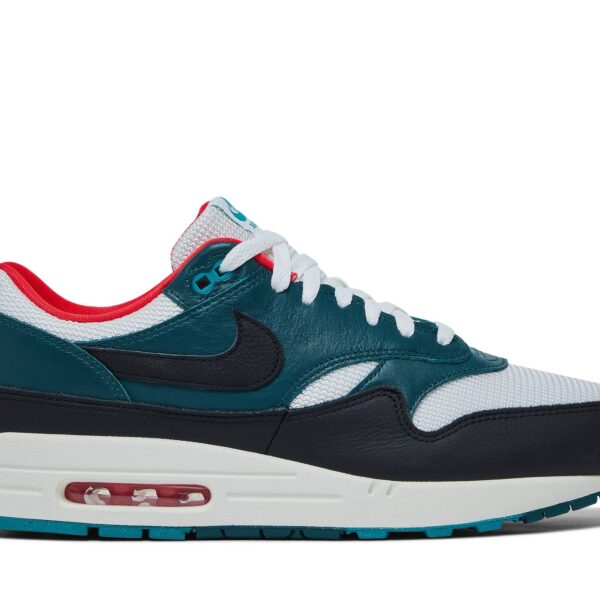 LeBron x Nike Air Max 1 ‘Liverpool’ FB8914-100