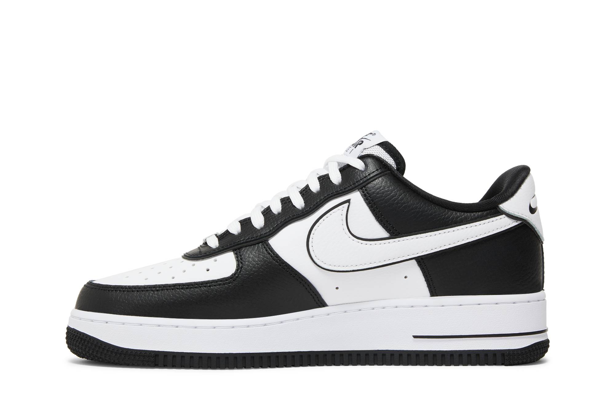 Nike Air Force 1 Low ’07 LV8 ‘Panda’ DX3115-100 - Image 3