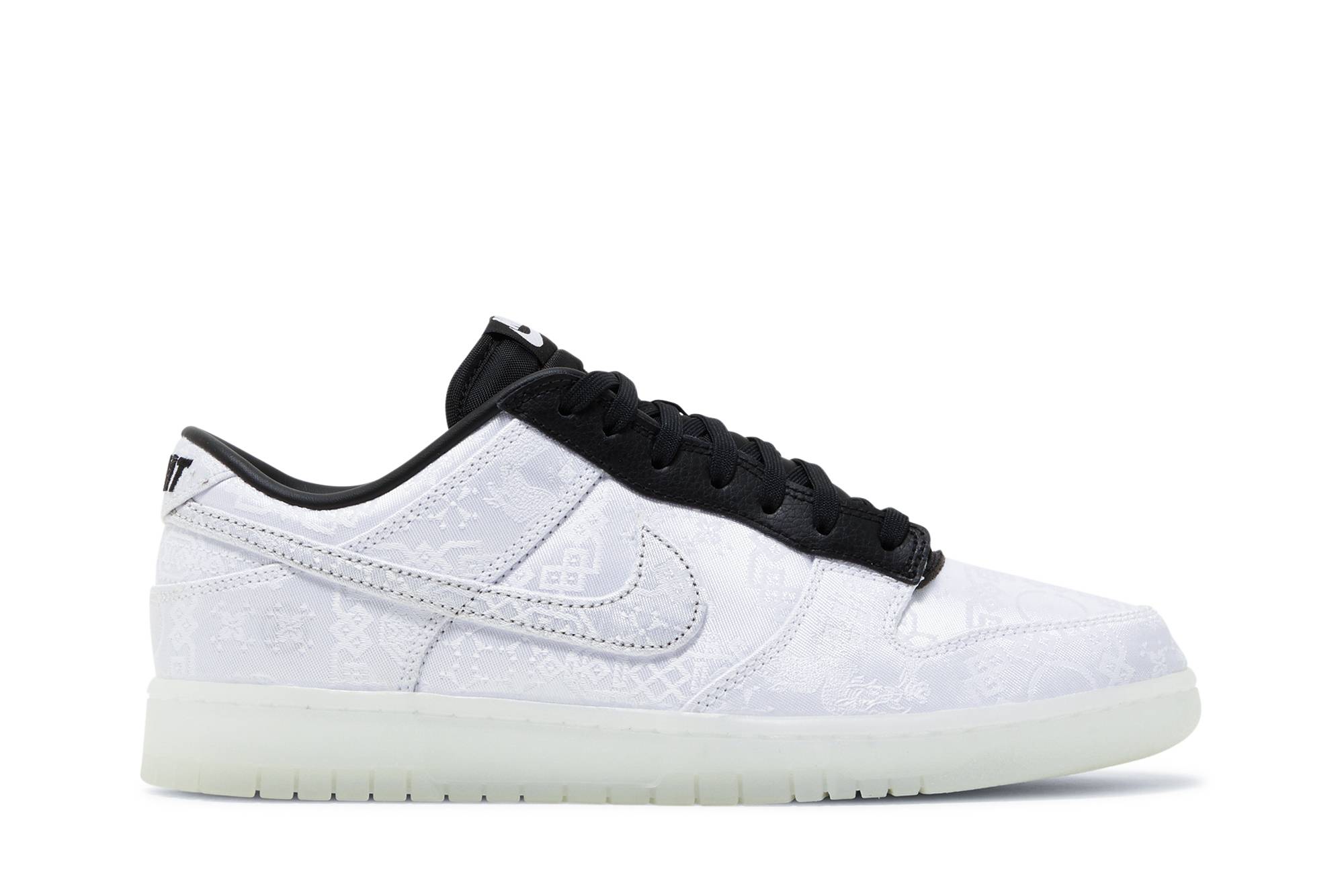 Fragment Design x CLOT x Nike Dunk Low ’20th Anniversary’ FN0315-110 ZL9