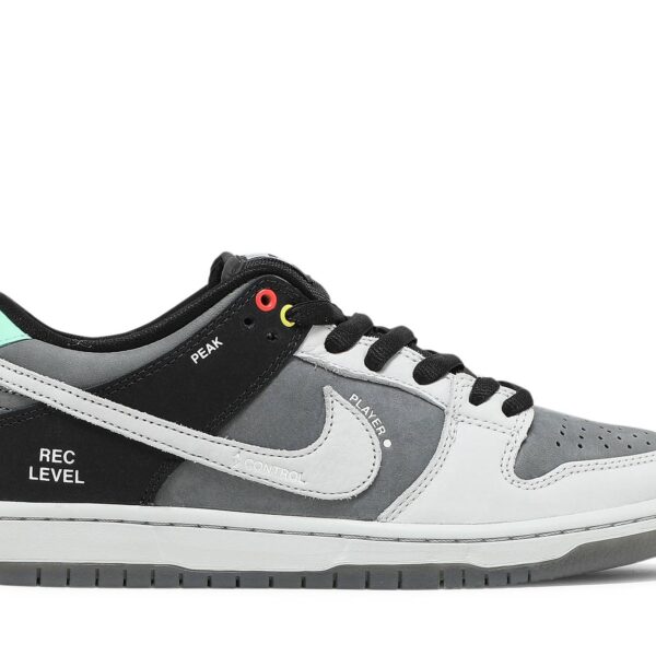 Nike SB Dunk Low ‘Camcorder’ CV1659-001