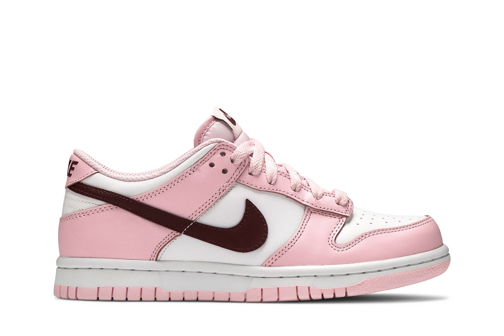 Nike Dunk Low ‘Valentine’s Day’ CW1590-601