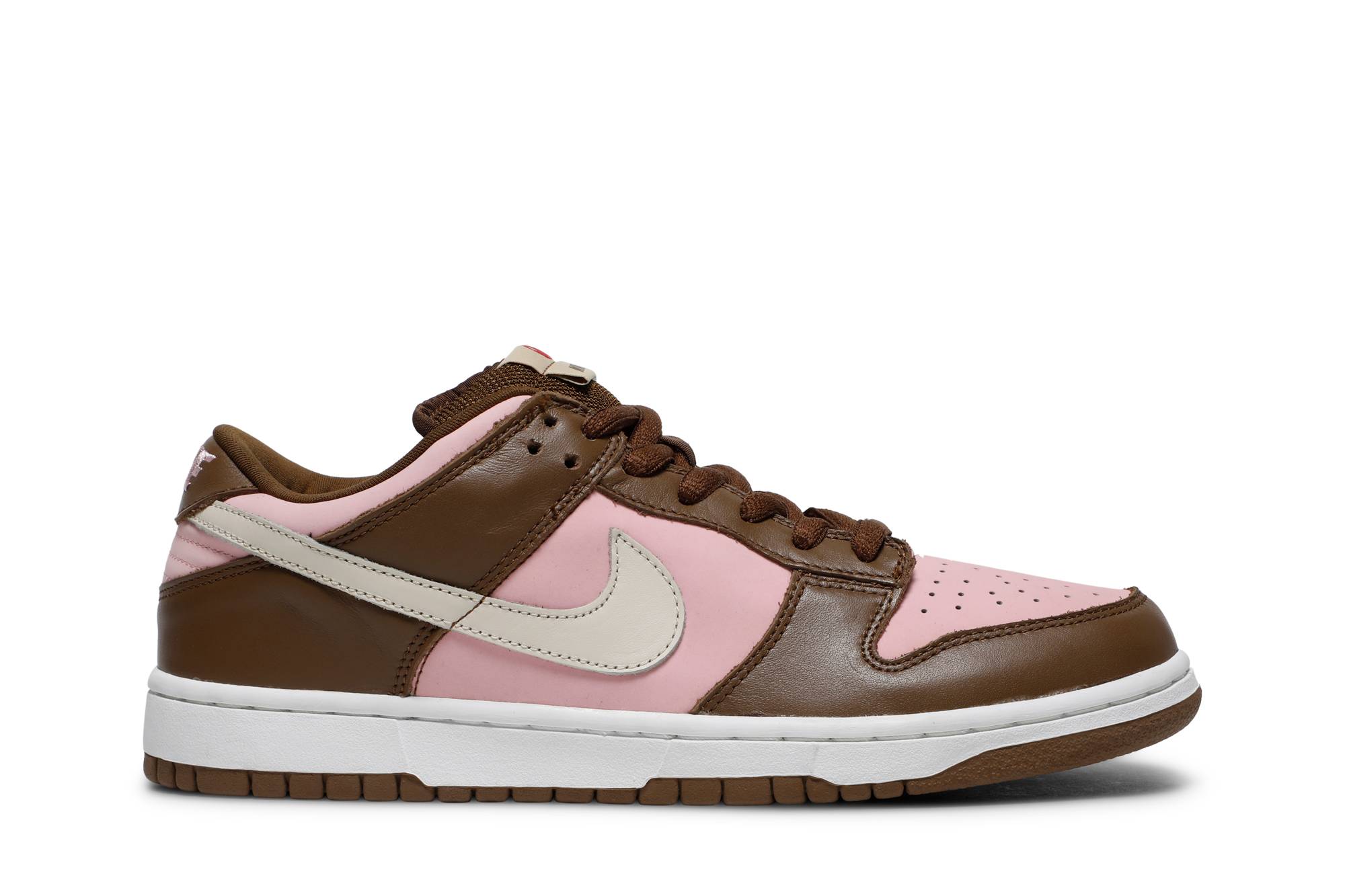 Nike SB Dunk Low Pro x Stussy ‘Cherry’ 304292-671