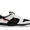 Nike Dunk Low SB x TIGHTBOOTH ‘White’ FD2629-100