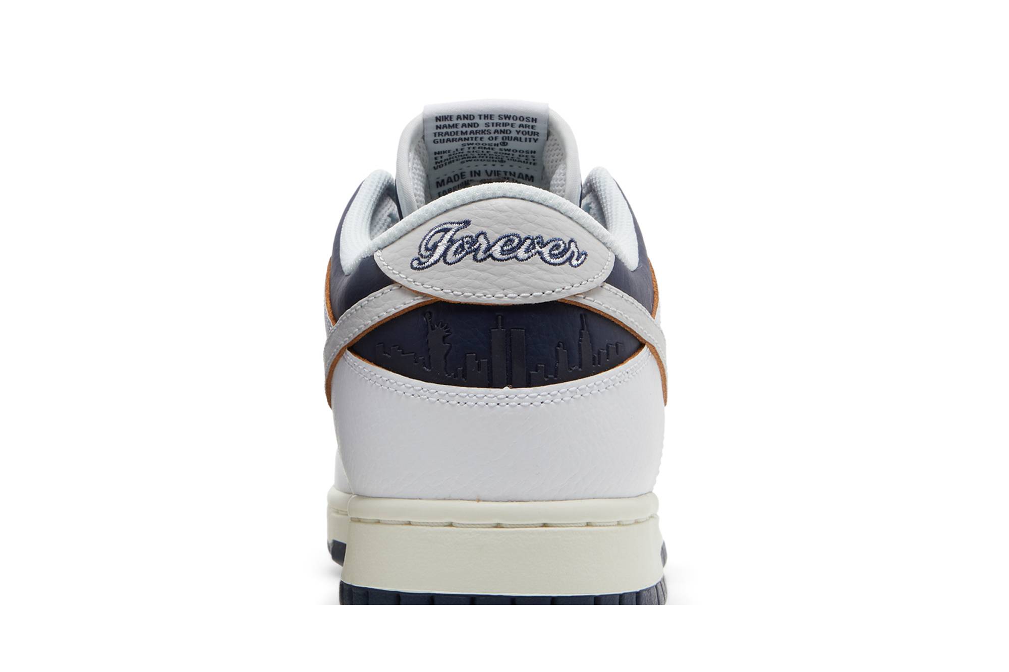 Nike SB Dunk Low x HUF ‘NYC’ FD8775-100 - Image 7