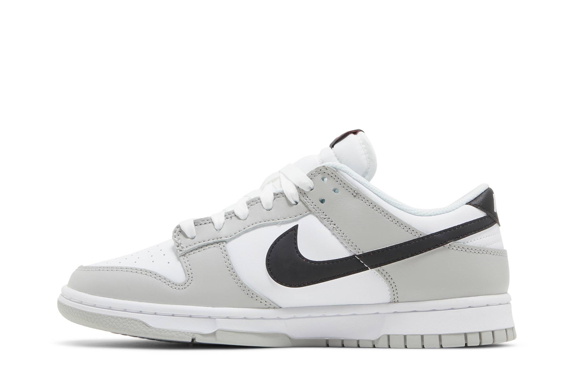 Nike Dunk Low SE ‘Lottery Pack ‘Grey Fog’ DR9654-001 - Image 3