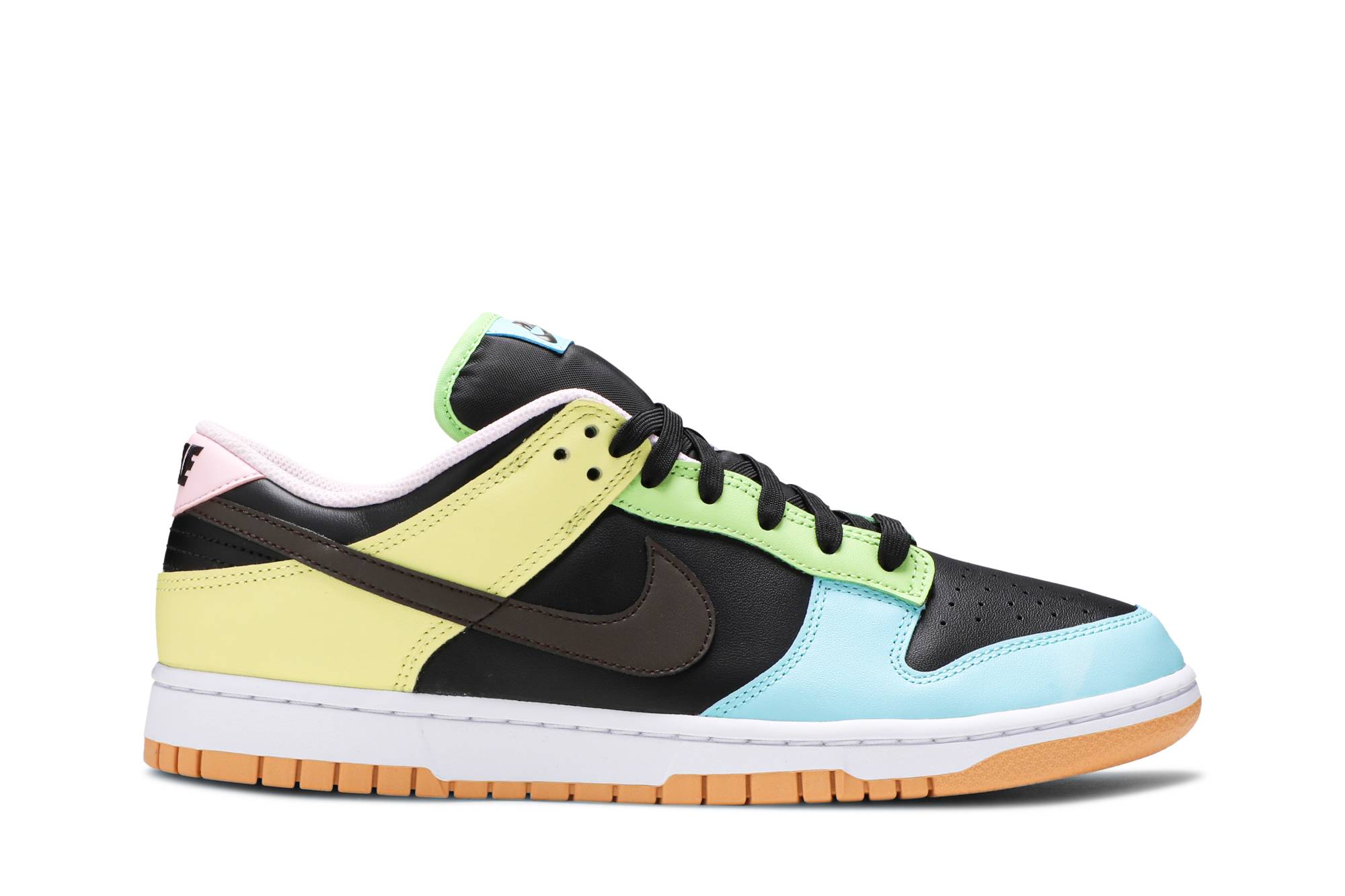 Nike Dunk Low SE ‘Free