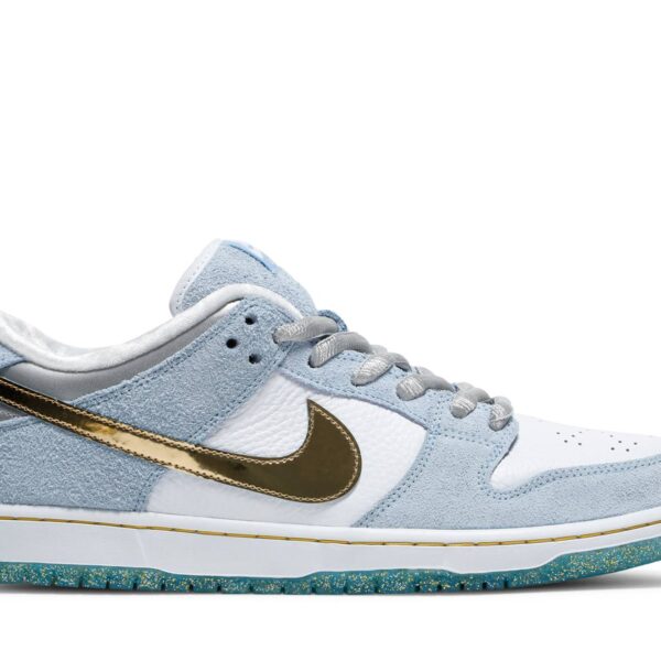 Nike SB Dunk Low x Sean Cliver ‘Holiday Special’ DC9936-100