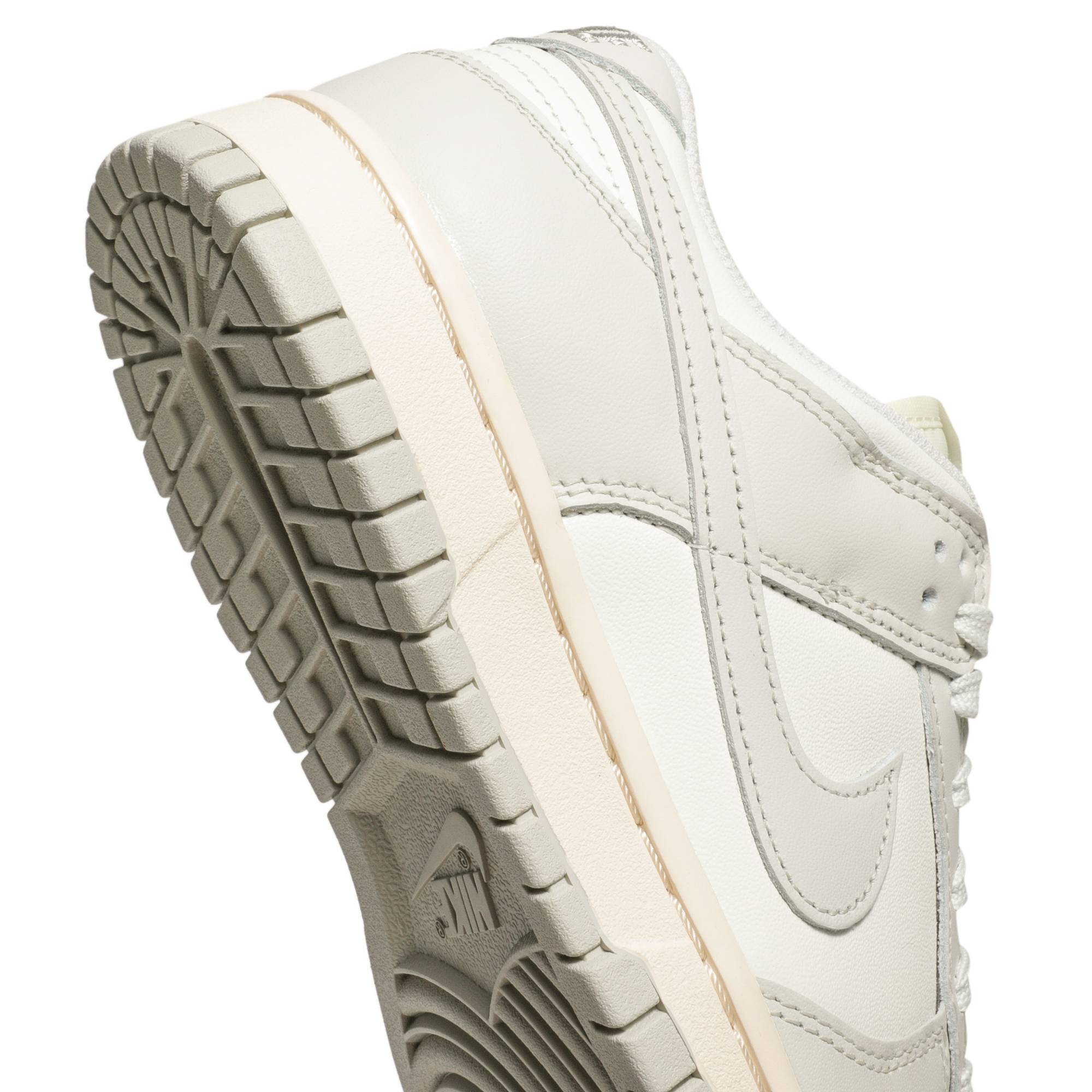Nike Dunk Low ‘Light Bone’ DD1503-107 qWY - Image 2