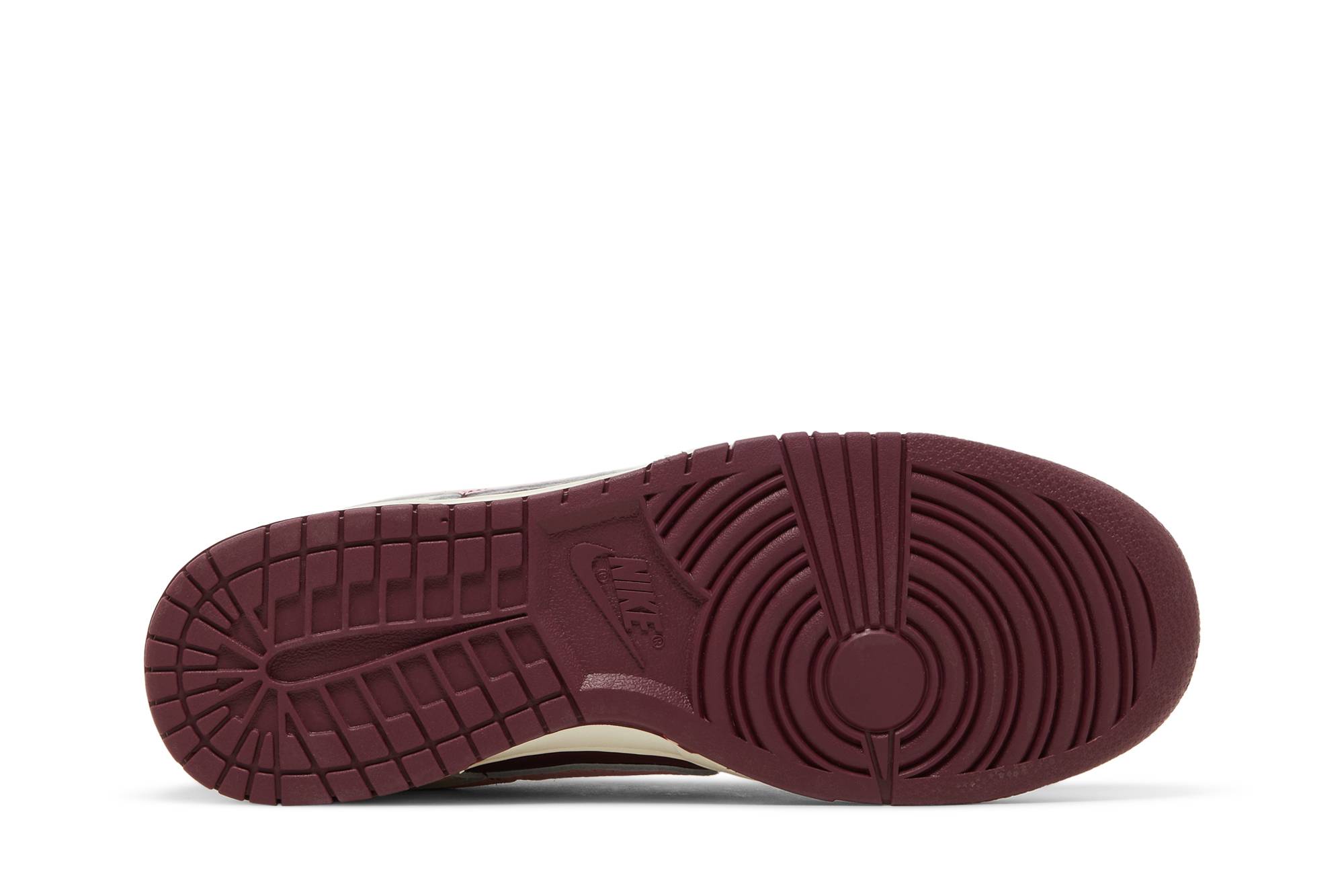 Nike Dunk Low ‘Valentine’s Day’ (2023) DR9705-100 - Image 4