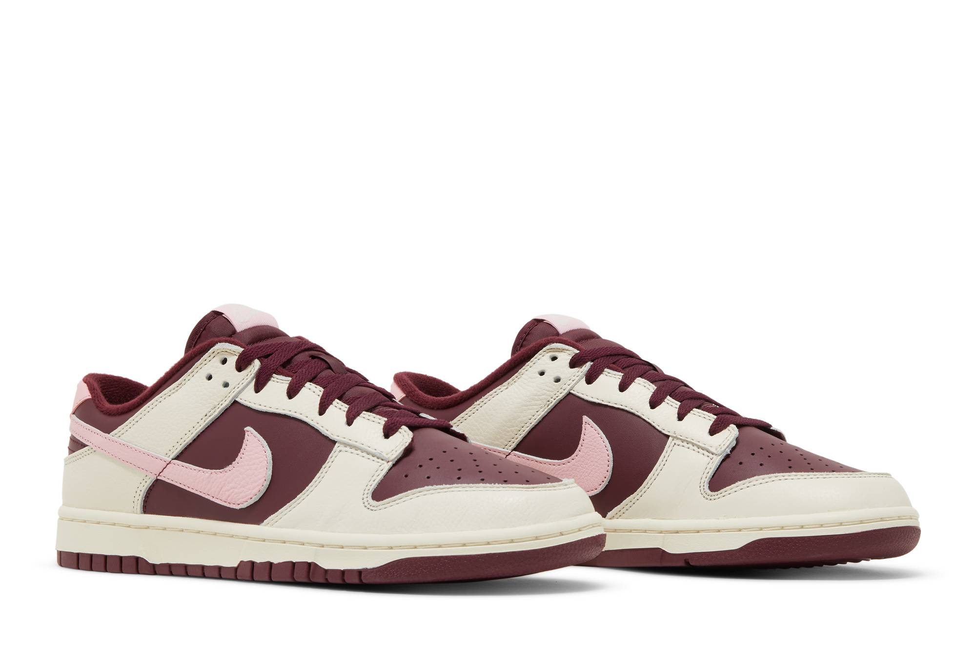 Nike Dunk Low ‘Valentine’s Day’ (2023) DR9705-100 - Image 8