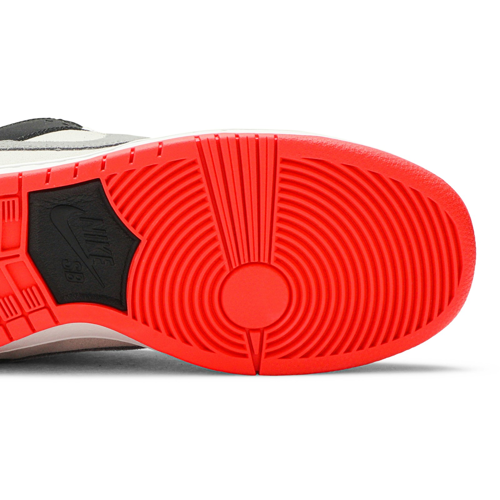 Nike SB Dunk Low ‘AM90 Infrared’ CD2563-004 - Image 5