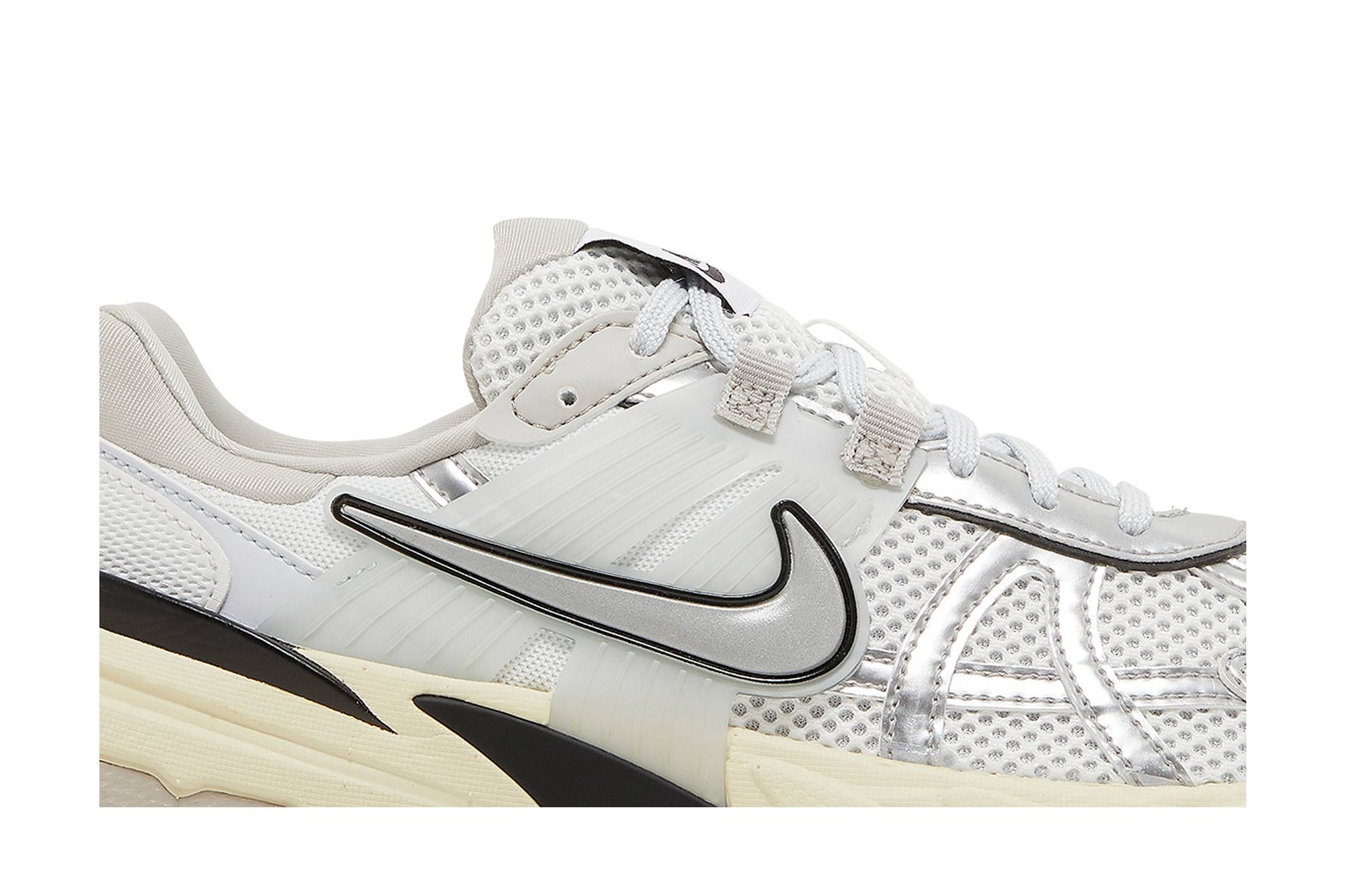 Nike Runtekk ‘Summit White’ FD0736-100 - Image 2