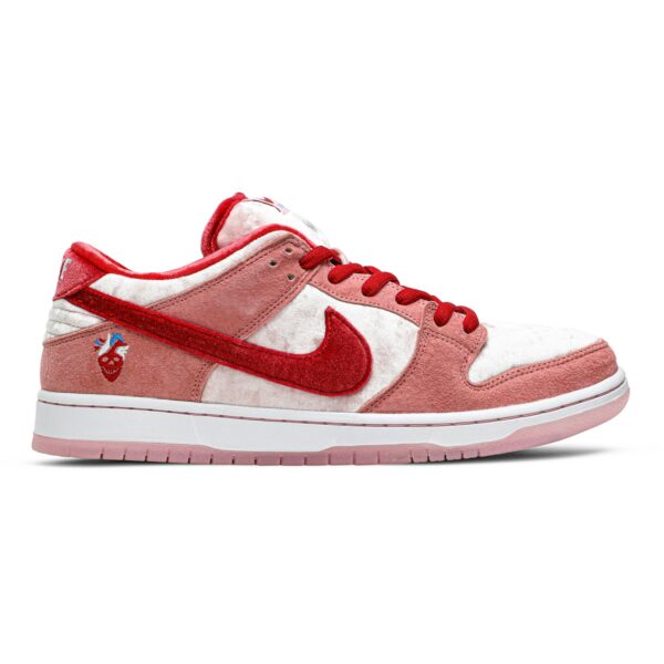 Nike SB Dunk Low x StrangeLove ‘Valentine’s Day’ CT2552-800
