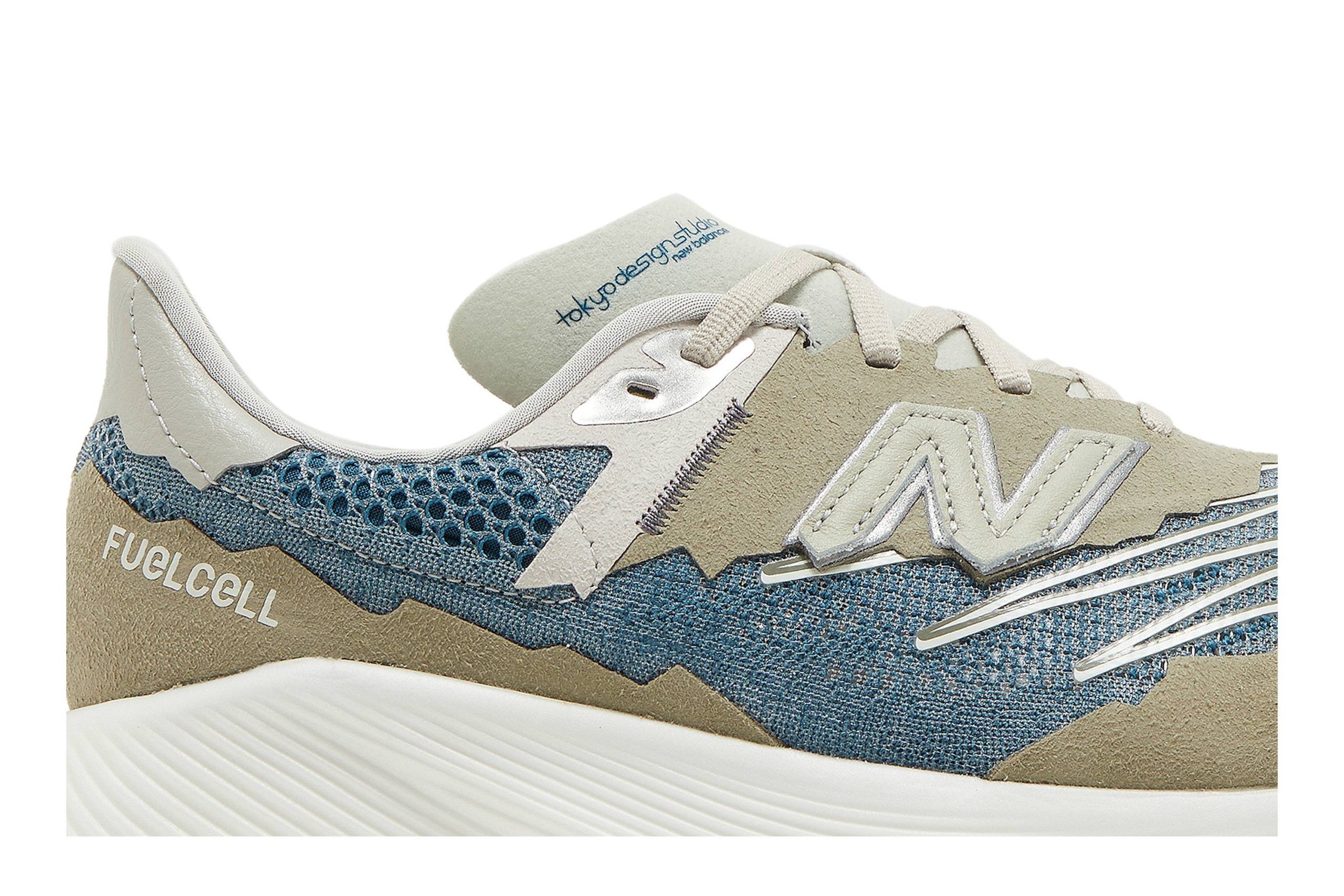 Tokyo Design Studio x New Balance FuelCell RC Elite v2 ‘Japan’ MSRCELTO - Image 2