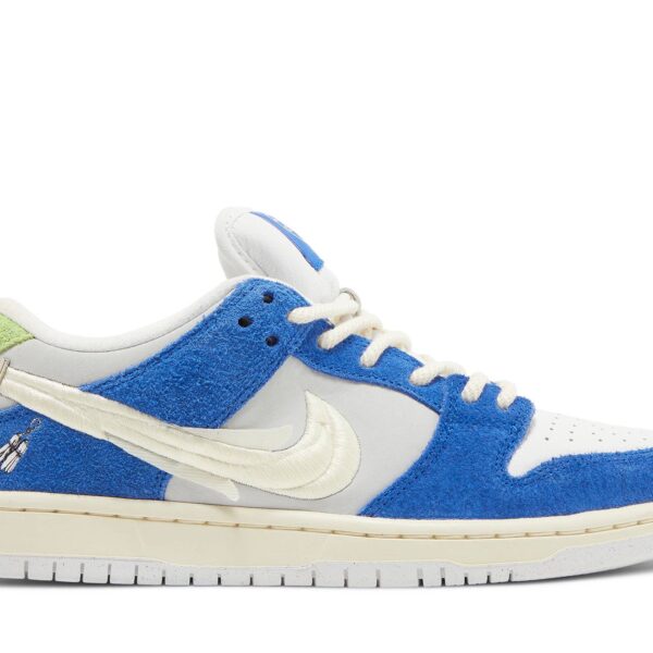 Nike SB Dunk Low x Fly Streetwear DQ5130-400