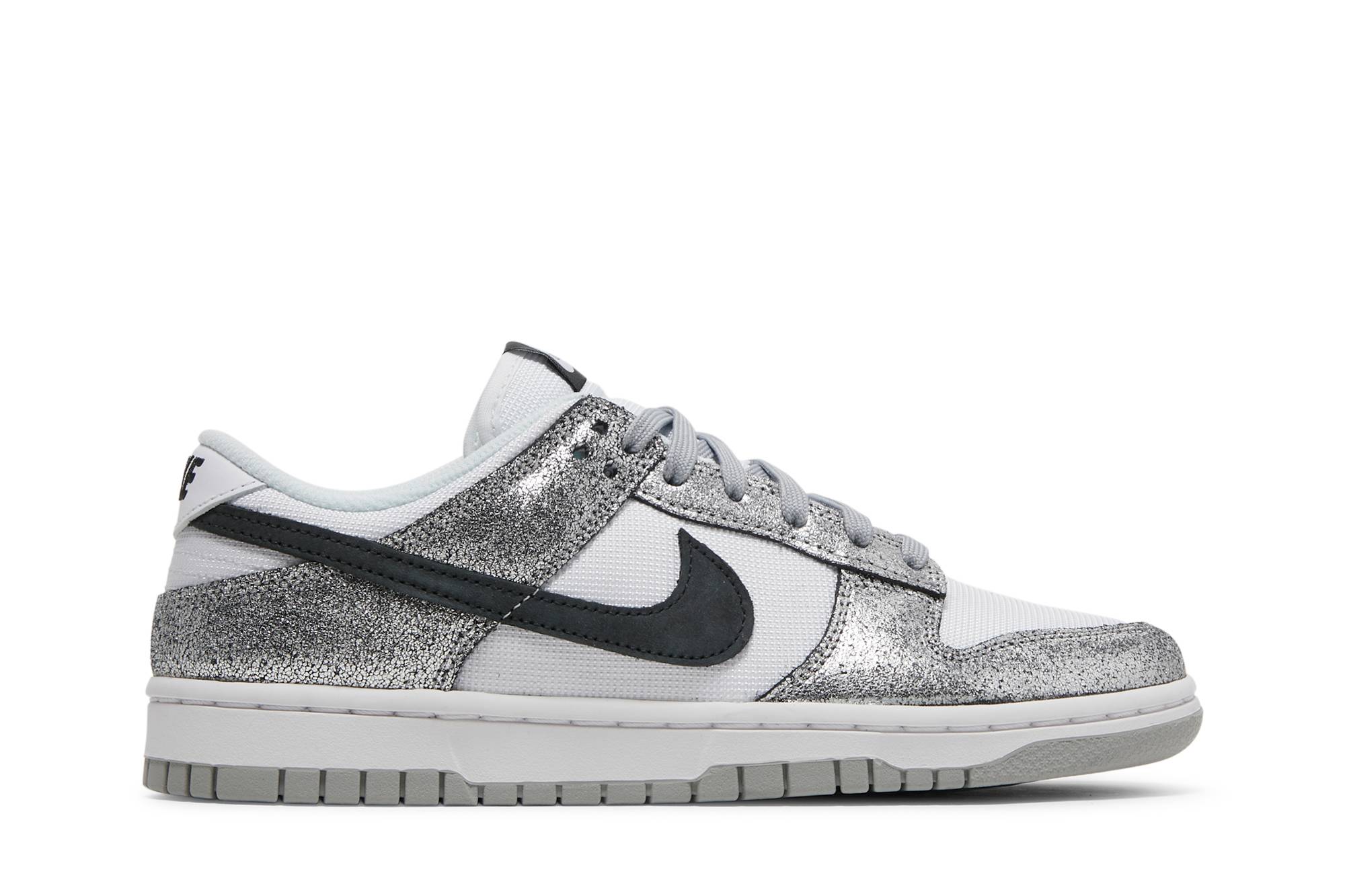 Nike Dunk Low ‘Shimmer’ DO5882-001