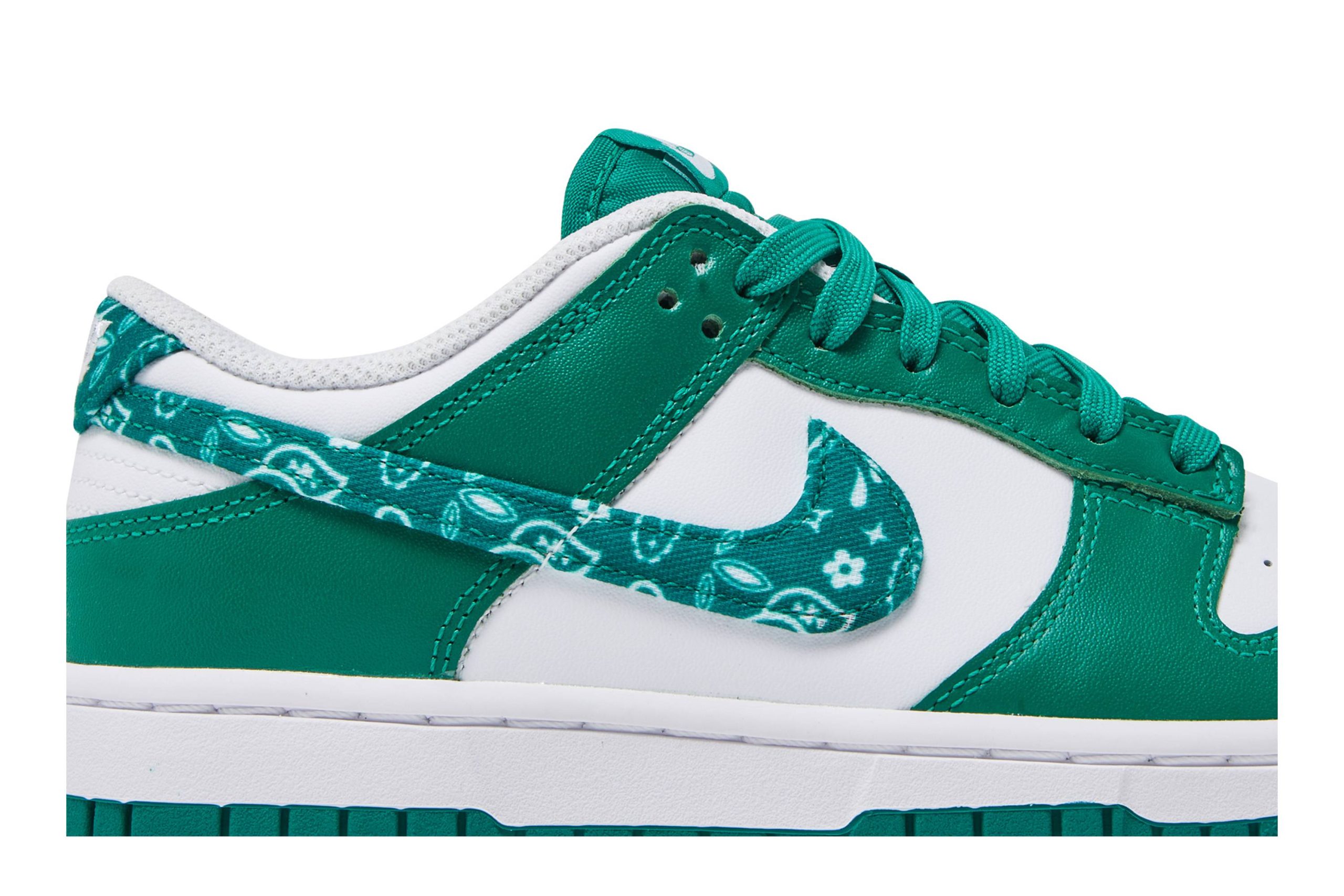 Nike Dunk Low ‘Green Paisley’ DH4401-102 - Image 2