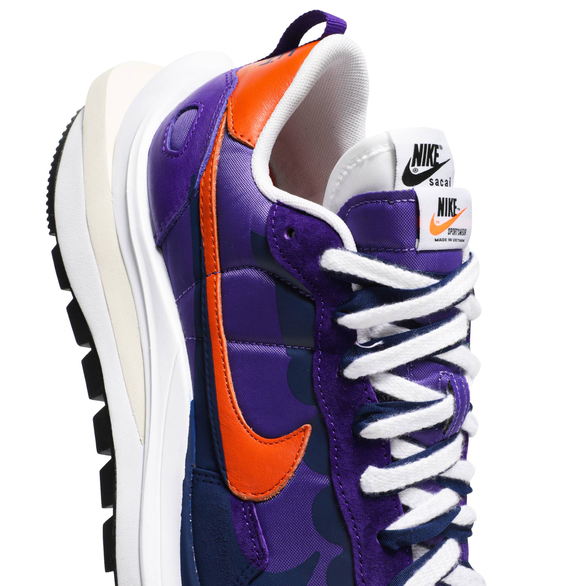 sacai x Nike VaporWaffle ‘Dark Iris’ DD1875-500 - Image 2