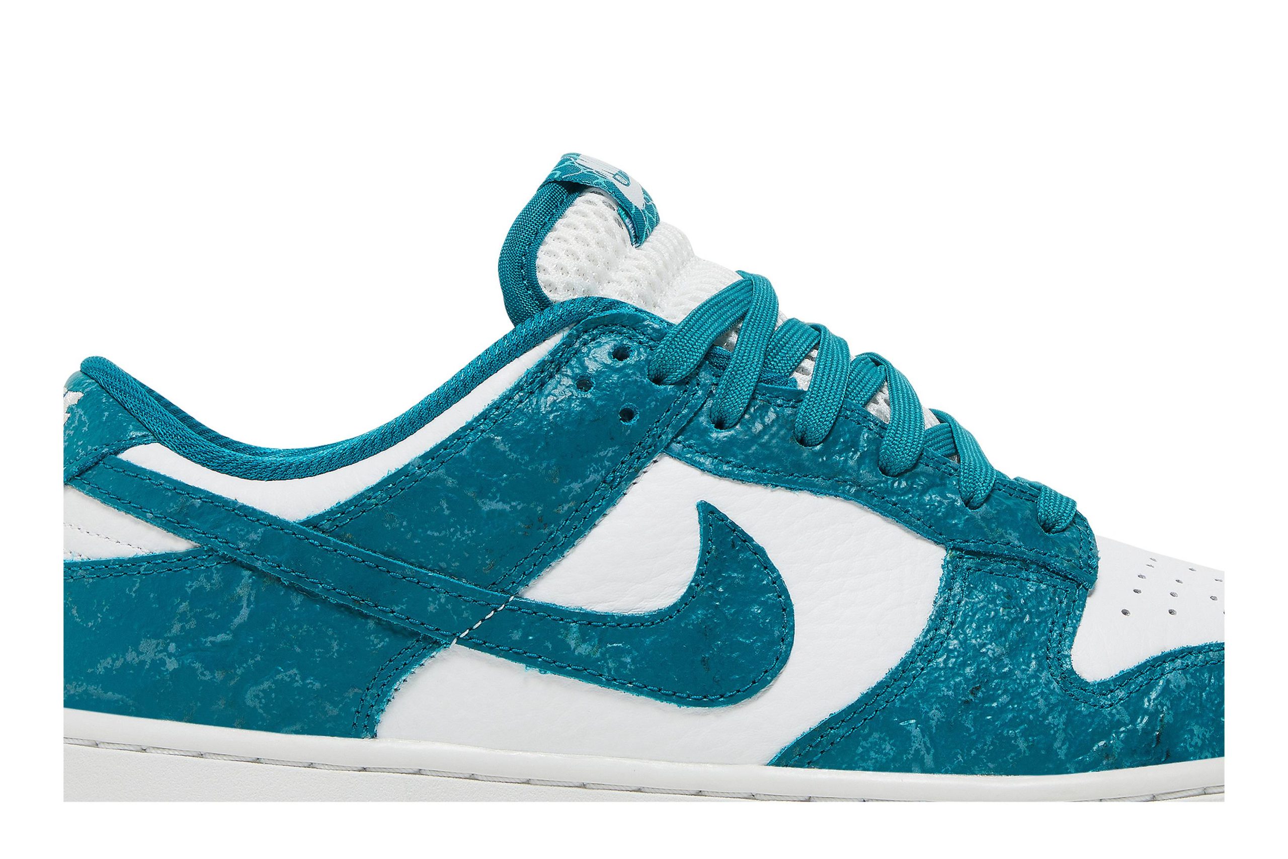 Nike Dunk Low ‘Ocean’ DV3029-100 - Image 2