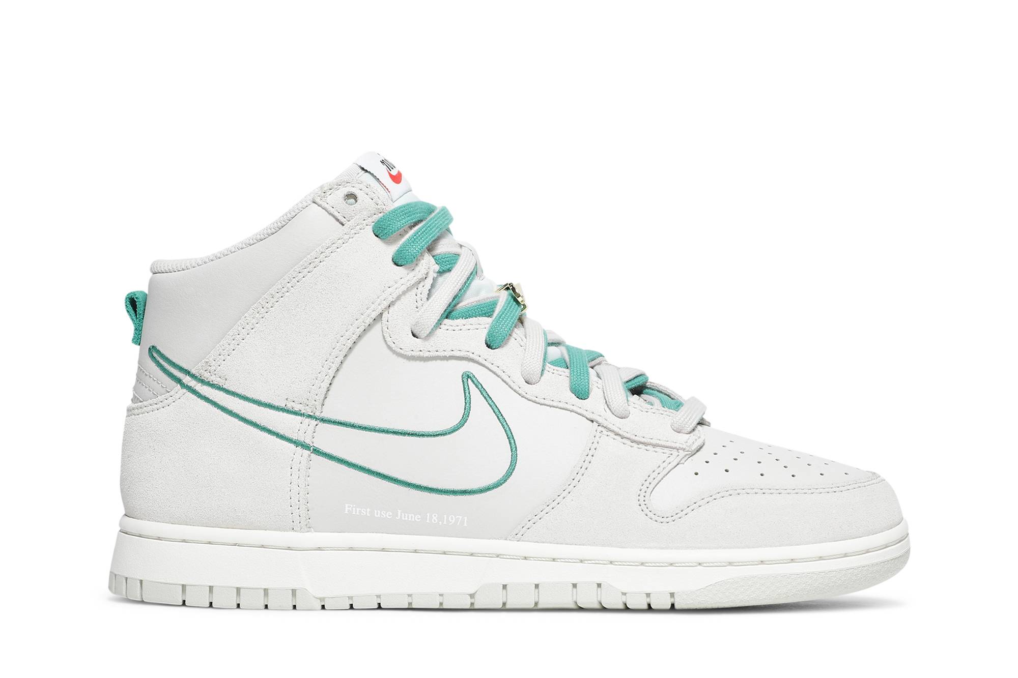 Nike Dunk High SE ‘First Use Pack – Green Noise’ DD0733-001