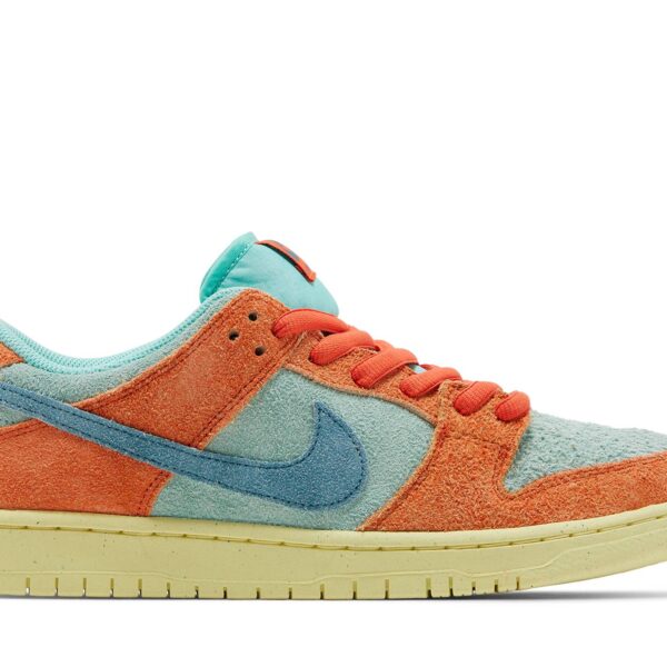 Nike SB Dunk Low ‘Orange Aqua’ DV5429-800