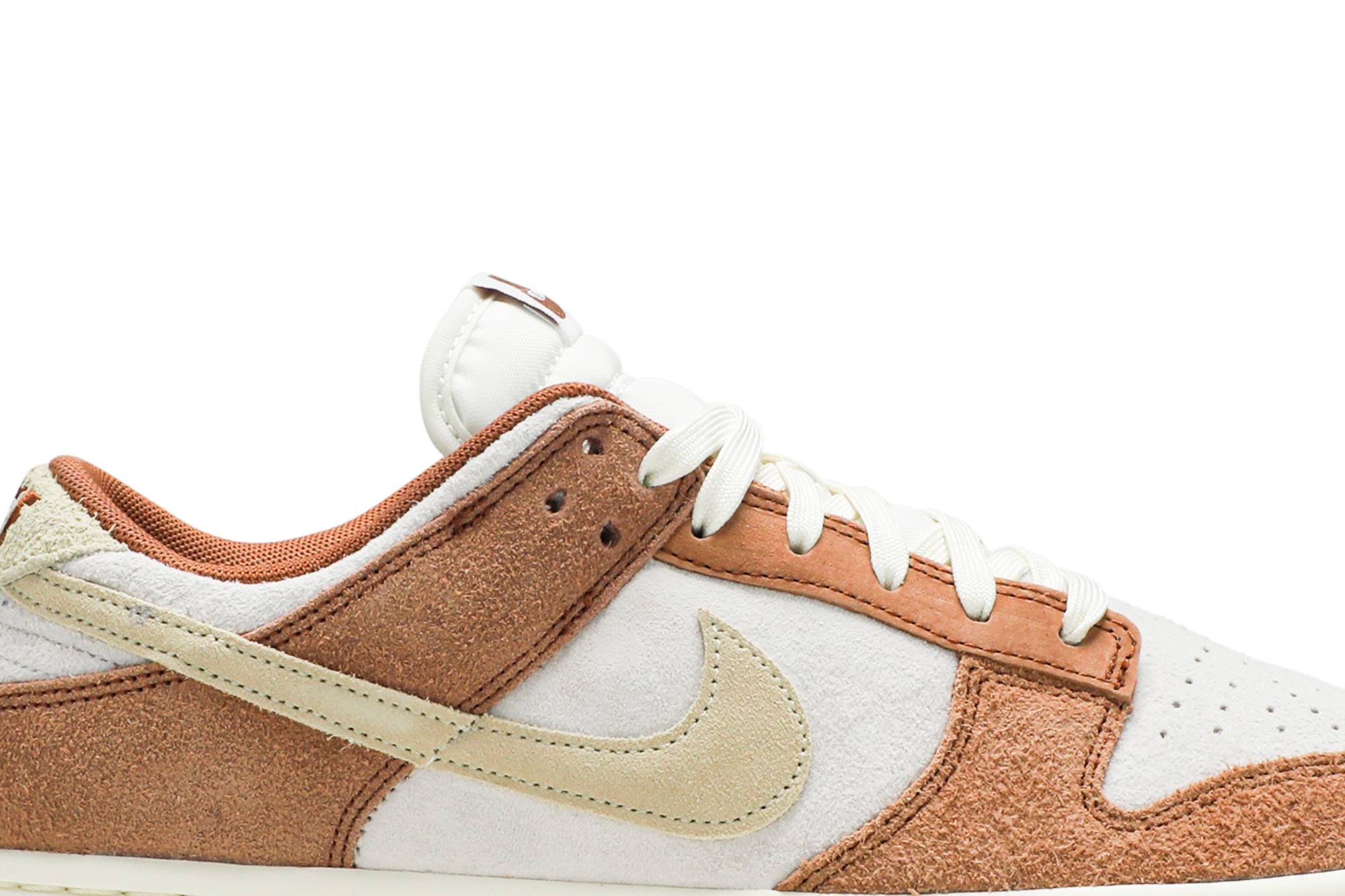 Nike Dunk Low Premium ‘Medium Curry’ DD1390-100 - Image 2