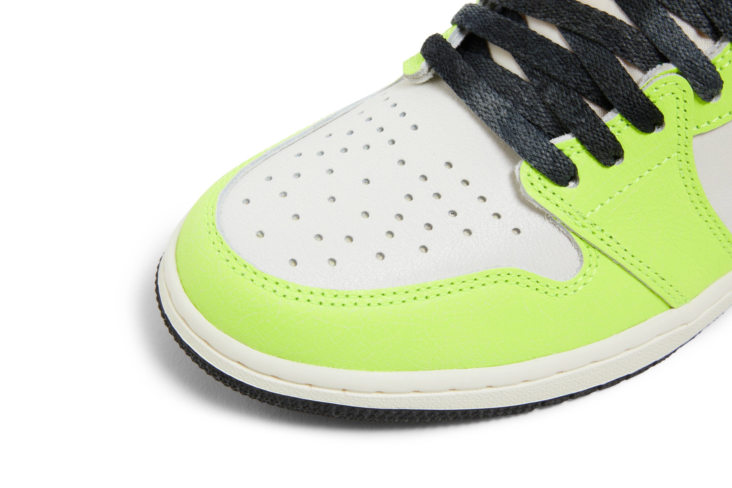 Air Jordan 1 High OG ‘Volt’ 555088-702 - Image 2