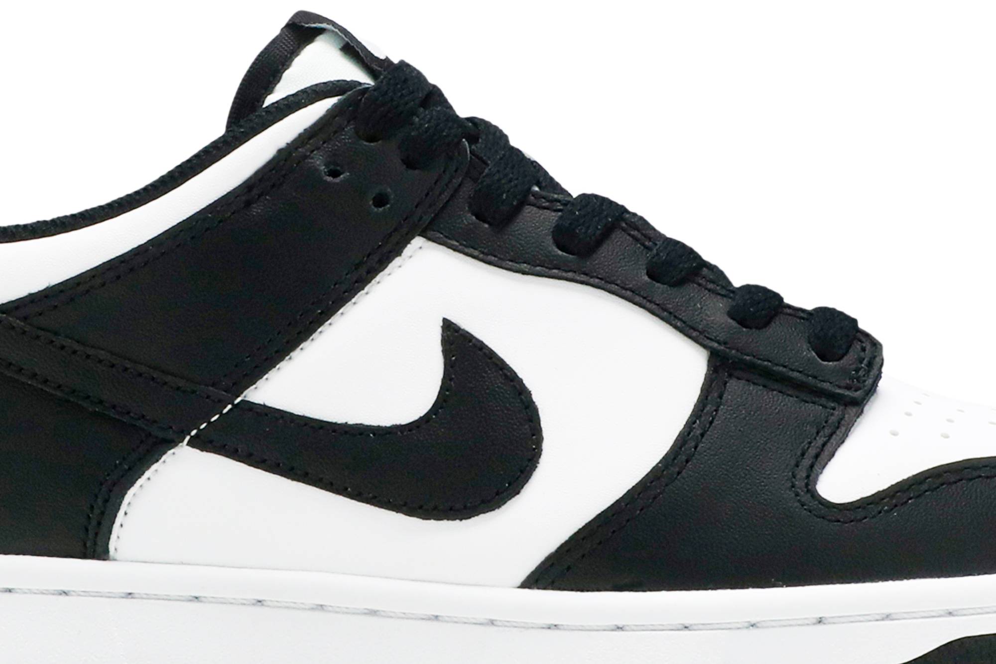 Nike Dunk Low ‘Panda’ CW1590-100 - Image 2