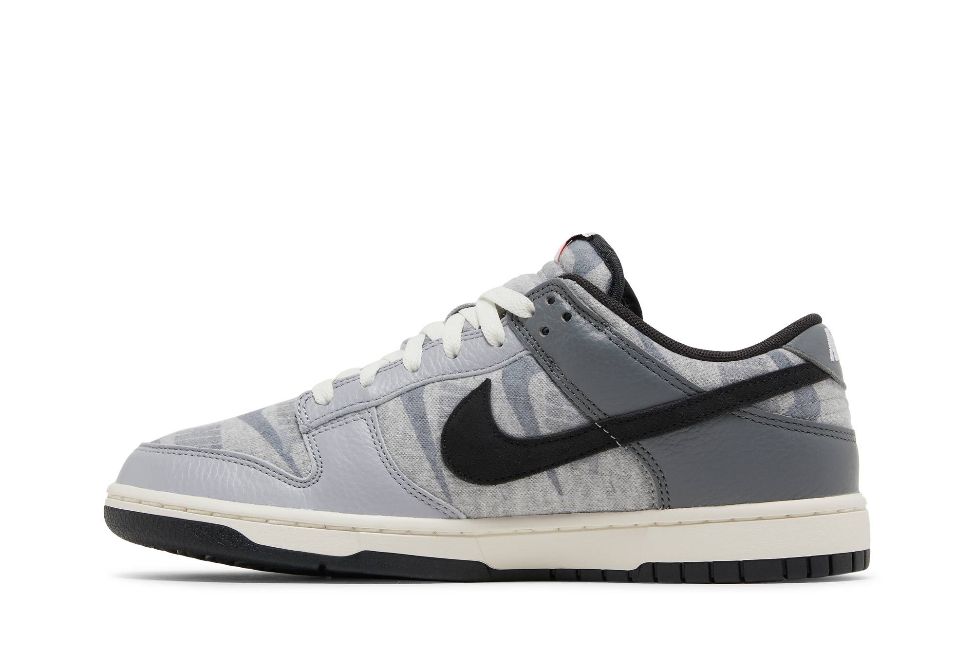 Nike Dunk Low ‘Copy Paste’ DQ5015-063 - Image 3
