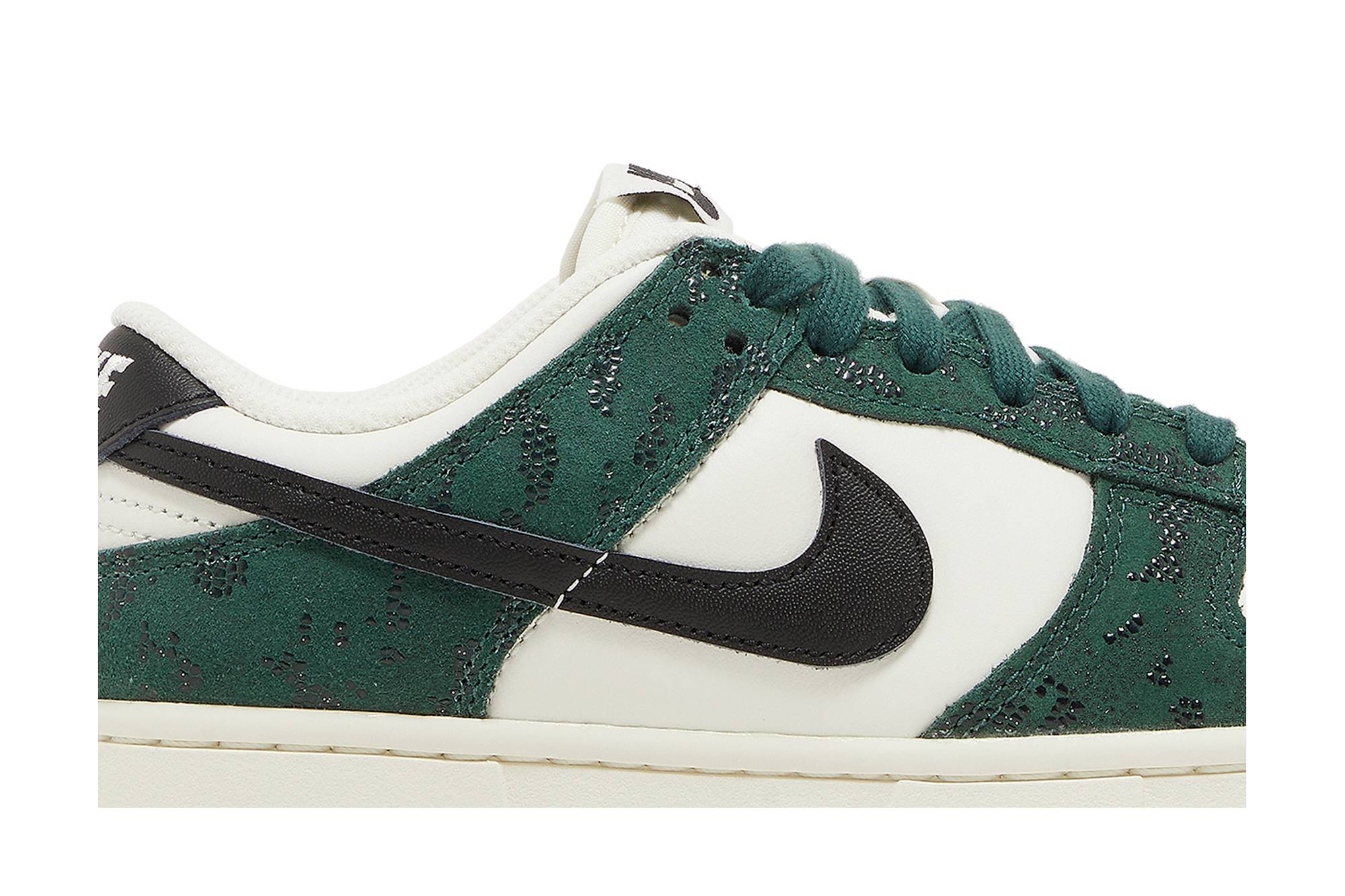 Nike Dunk Low ‘Green Snake’ FQ8893-397 - Image 2