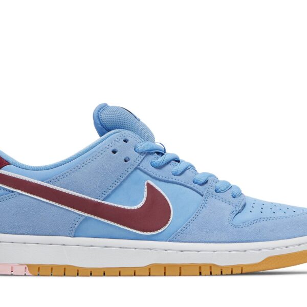 Nike SB Dunk Low Premium SB ‘Philadelphia Phillies’ DQ4040-400