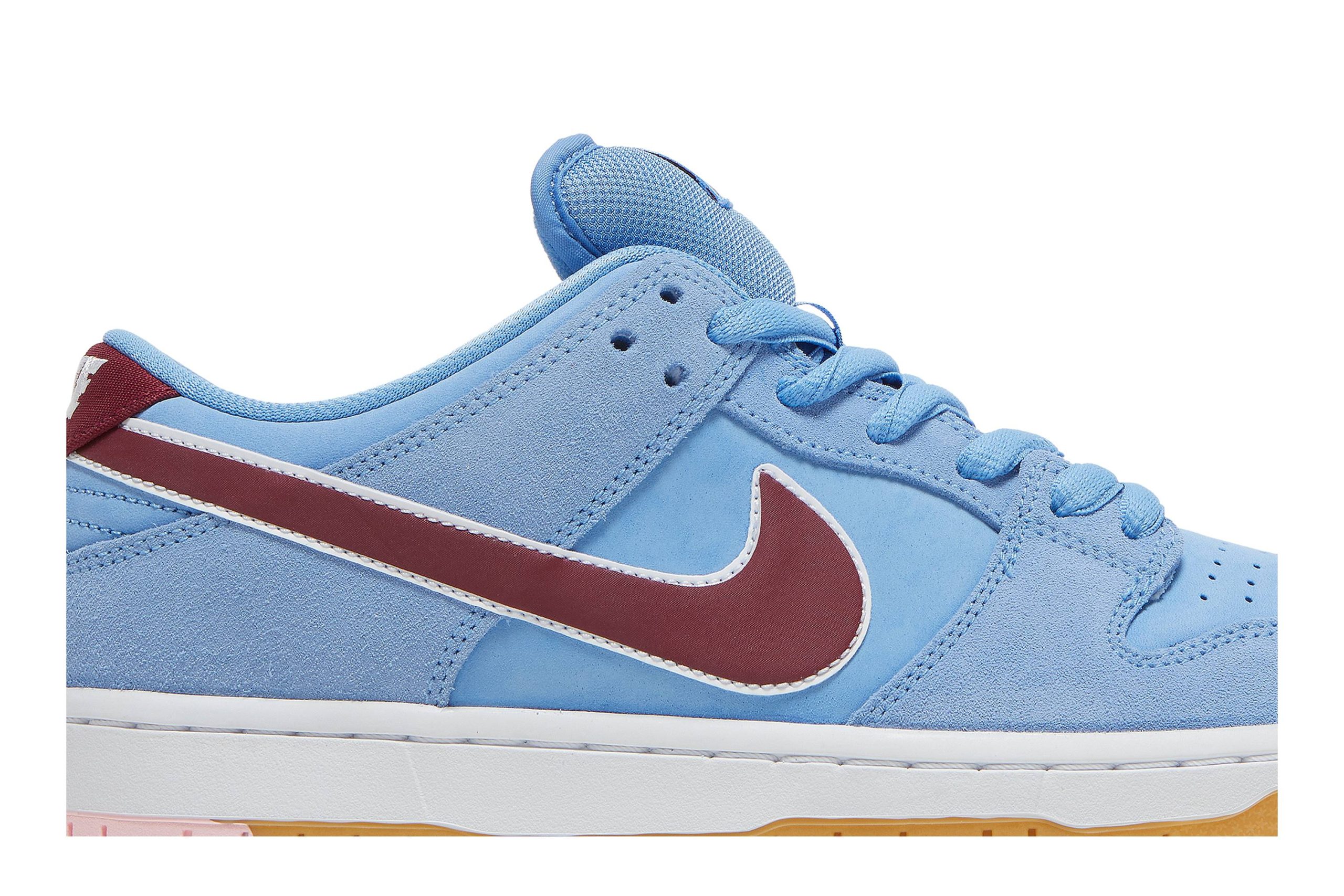 Nike SB Dunk Low Premium SB ‘Philadelphia Phillies’ DQ4040-400 - Image 2