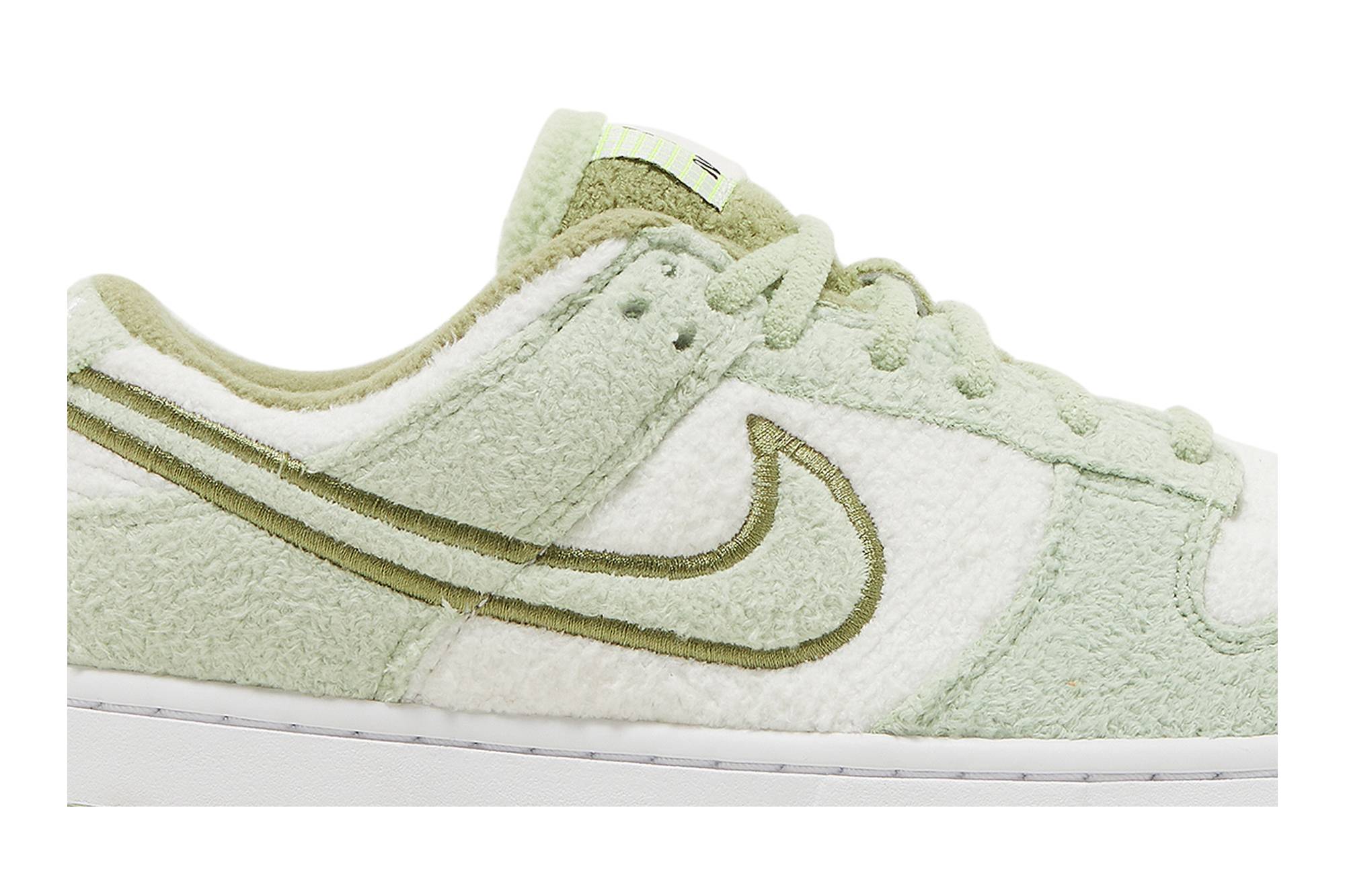 Nike Dunk Low ‘Fleece – Honeydew’ DQ7579-300 - Image 2