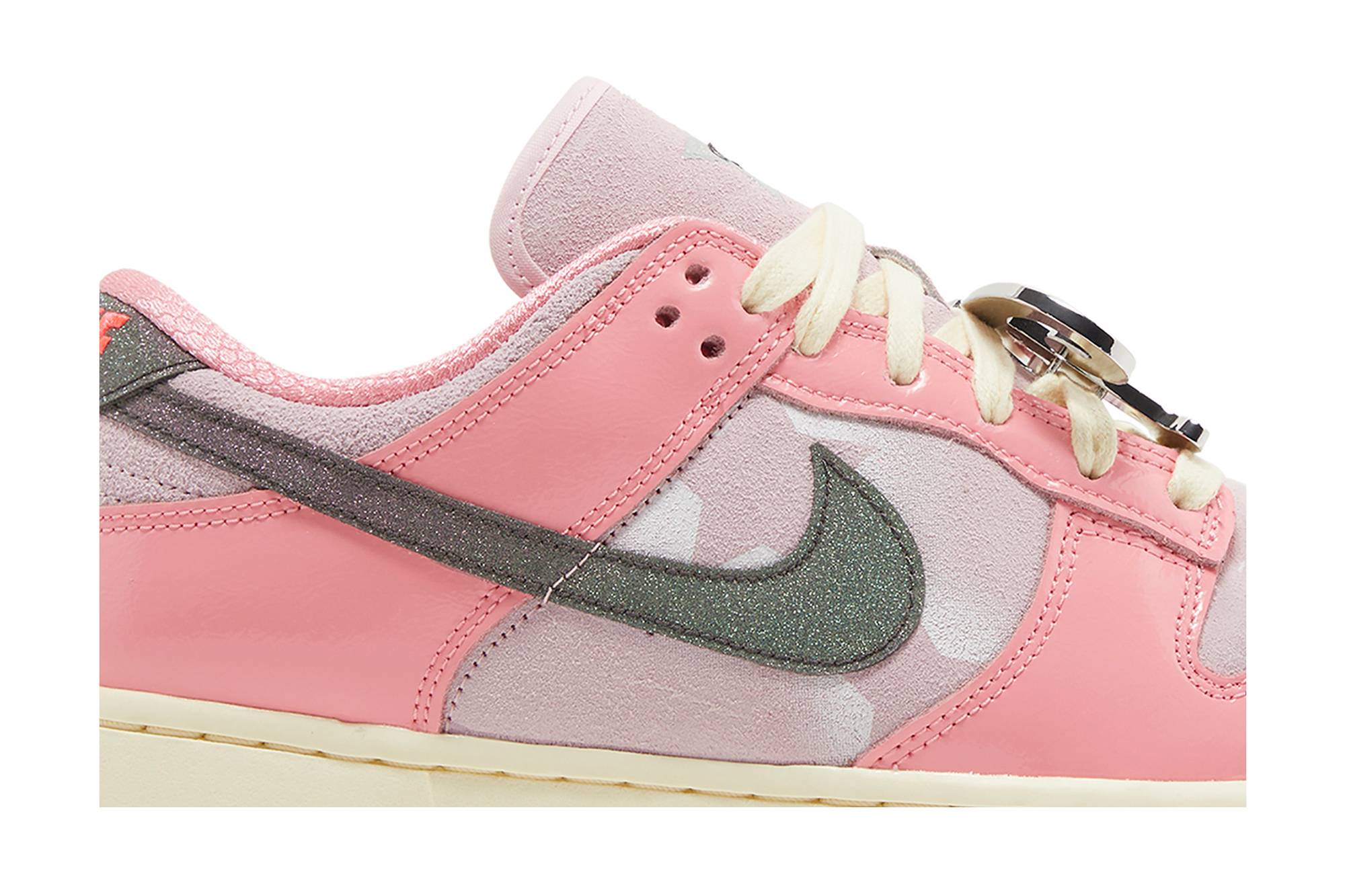 Nike Dunk Low LX ‘Barbie’ FN8927-621 - Image 2