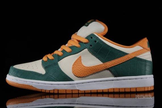 Nike SB Dunk Low Pro ‘Legion Pine’ 304292-383 - Image 3