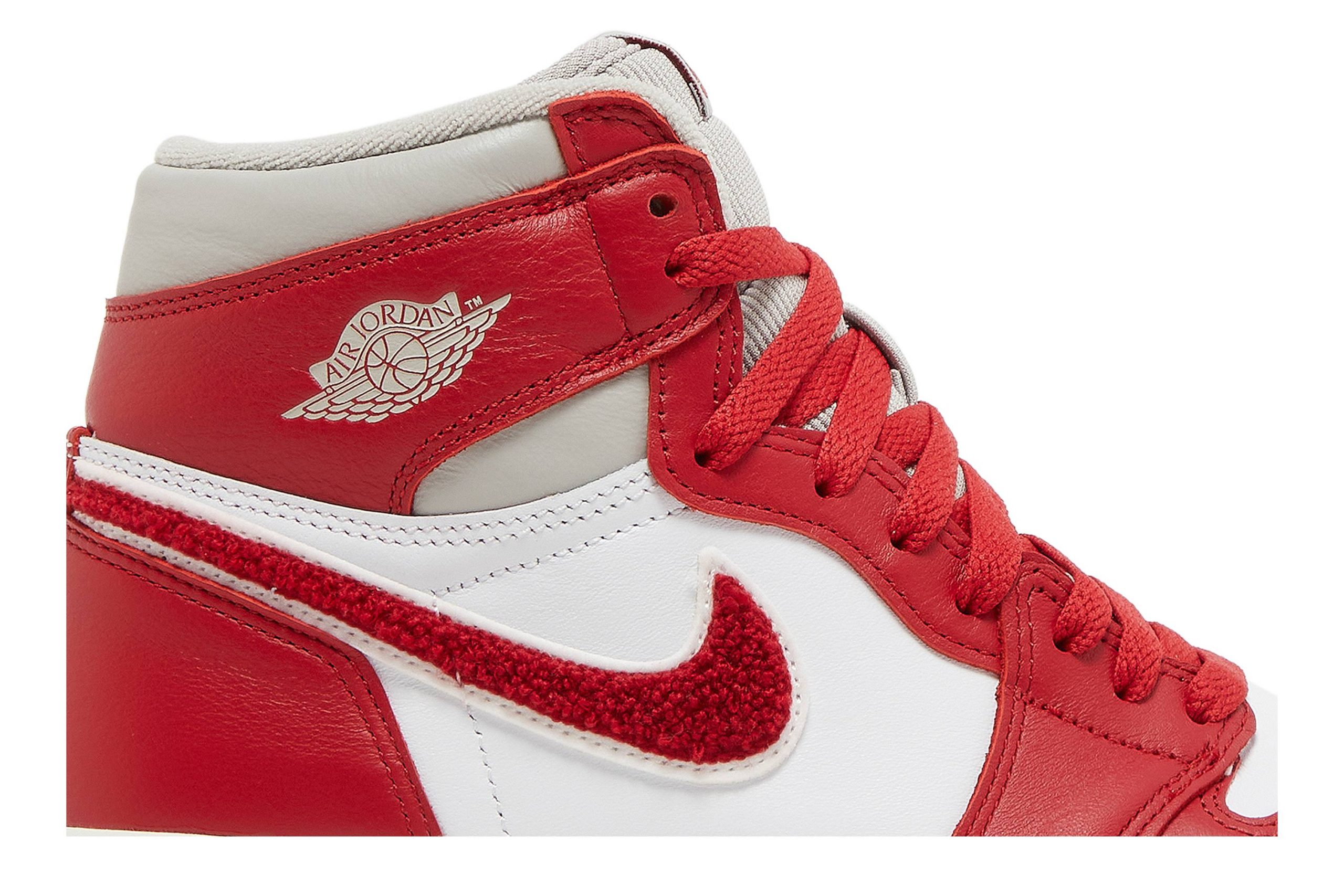 Air Jordan 1 High OG ‘Chenille’ DJ4891-061 - Image 3